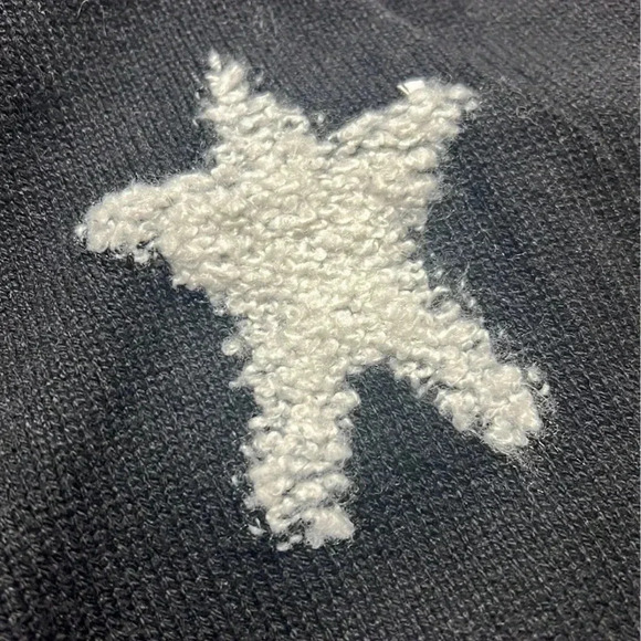 Torrid Black/White Scoop Neck Star Print Pullover Sweater 00 - Picture 4 of 8